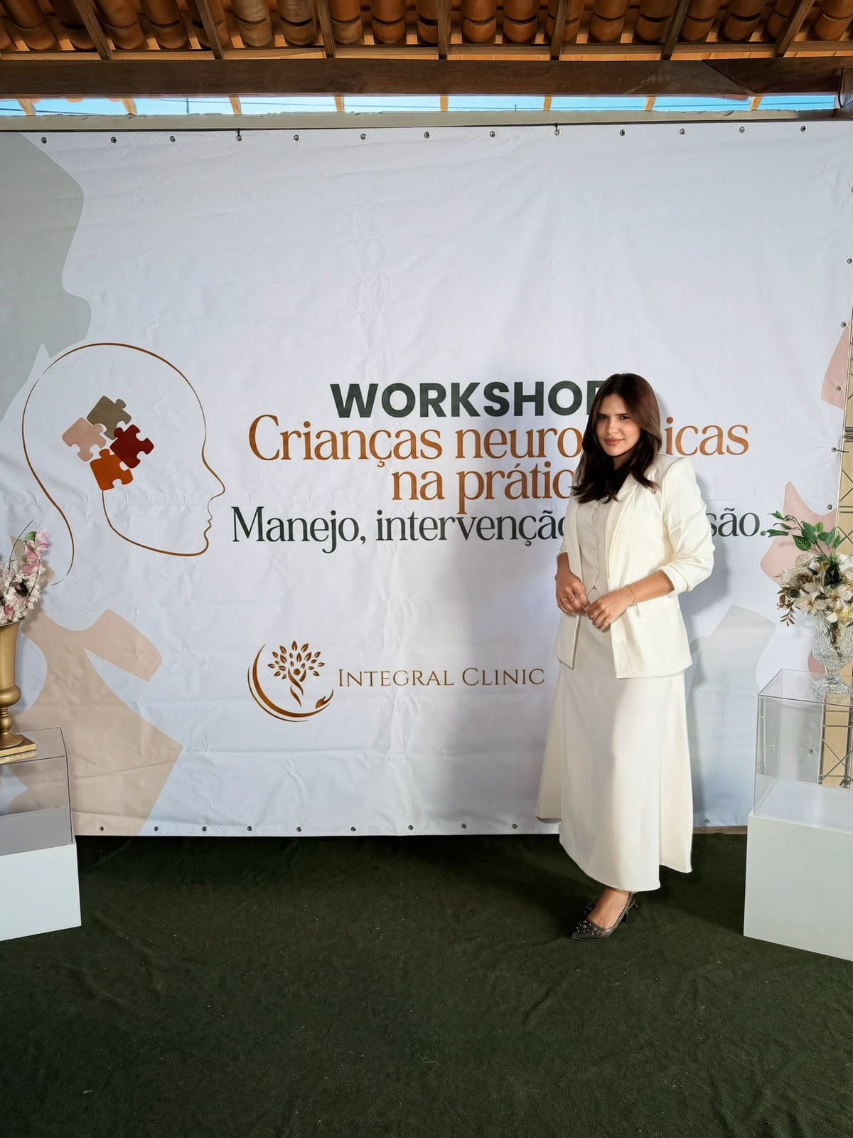 Bruna Monique no workshop Crianças neuroatípicas na prática, da Integral Clinic